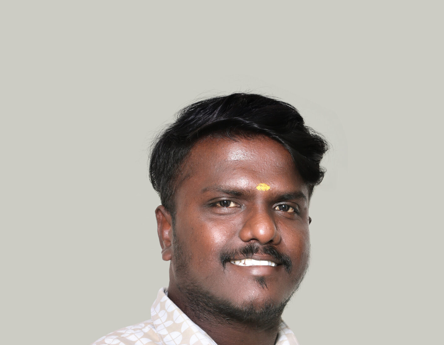 M. MURUGAN – SITE ENGINEER